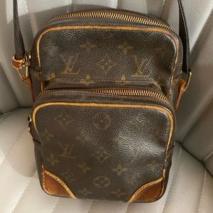 Authentic Louis Vuitton ‘Amazon’ Crossbody